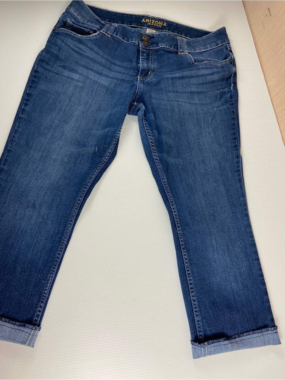 Arizona Jean Co Stretch Capri Jeans Size 17 Medium Wash Cuffed Denim